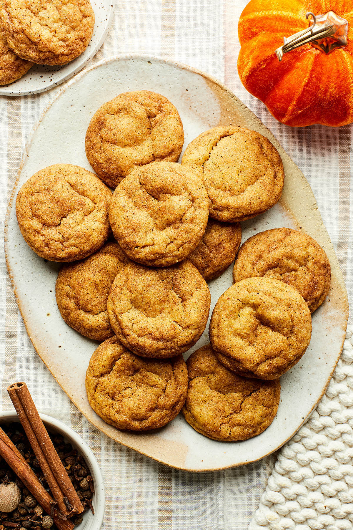 A platter of pumpkin snickerdoodles cookies.